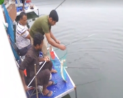 ইট পাথরের নগরে ১৫ ঘন্টা মাছ ধরলেন সৌখিন শিকারীরা